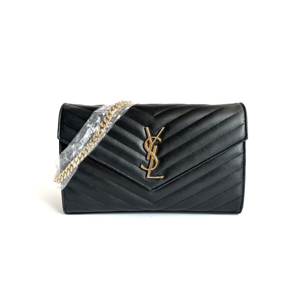Saint Laurent Envelope Bag in Quilted Grain de Poudre Leather
